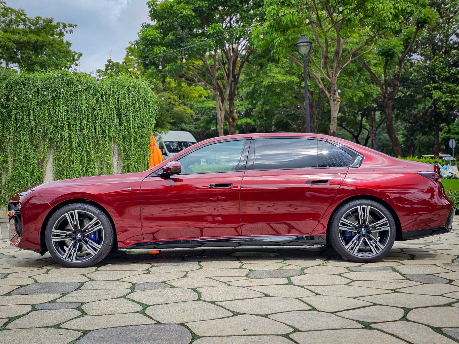 BMW 730i M Sport 2 BMW 735i M Sport All New