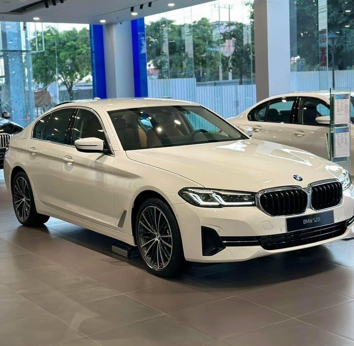 bmw 520i trang 1 Khám Phá Sự Hoàn Hảo với BMW 520