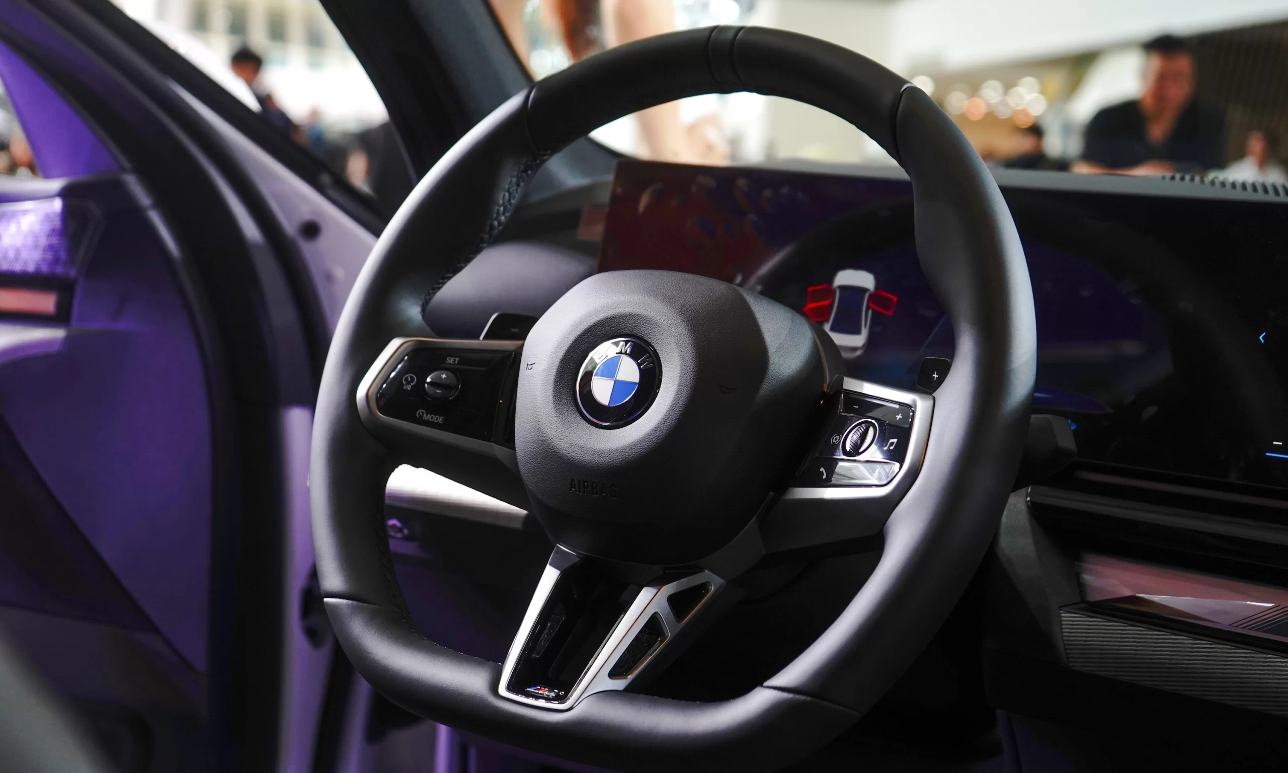 Đuôi xe BMW 530i All New